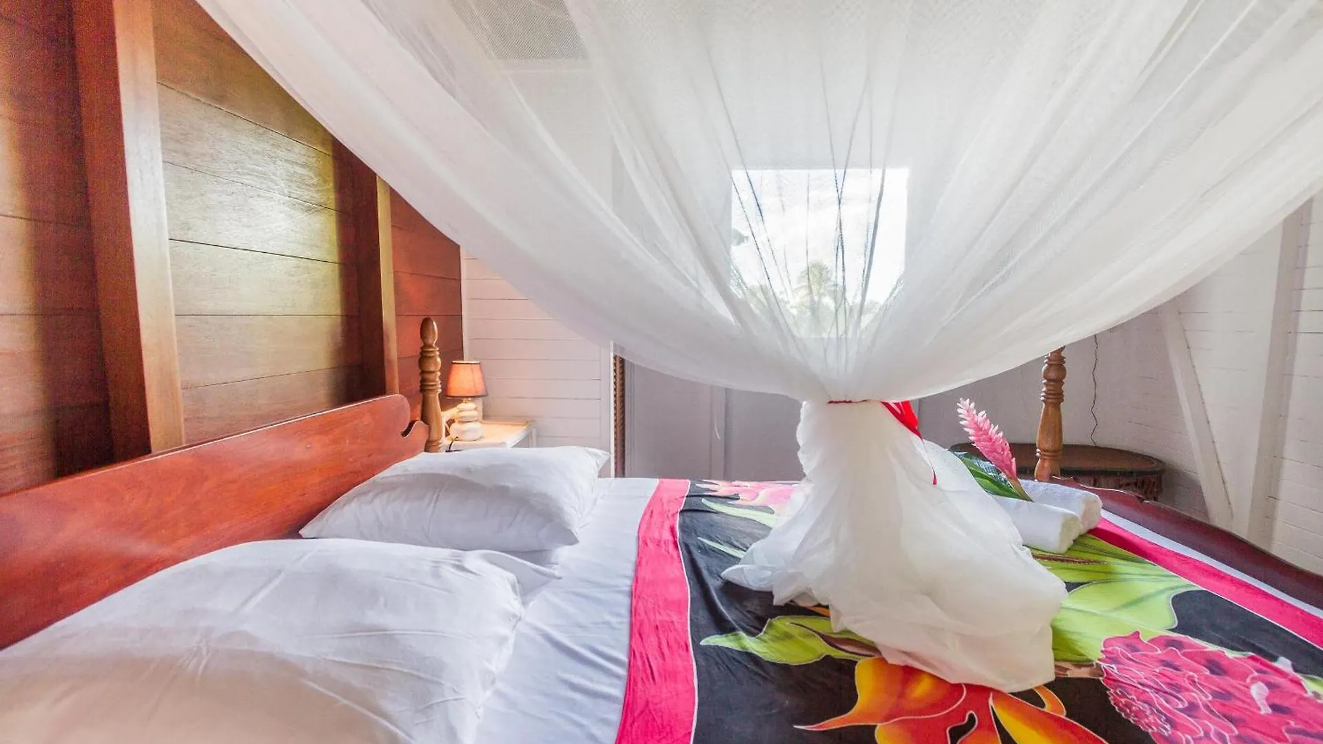 Ecolodges Karet Deshaies