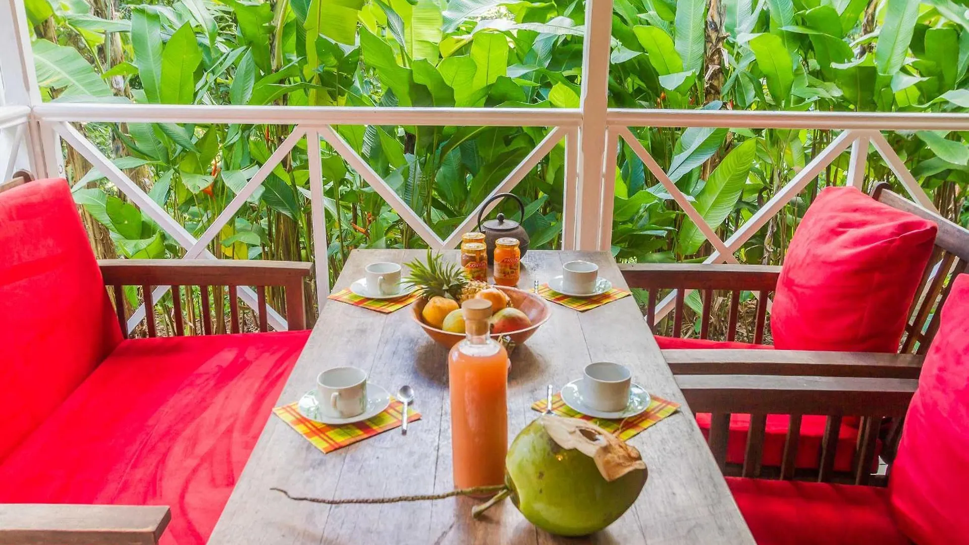 Ecolodges Karet Deshaies 0*,  Guadalupe