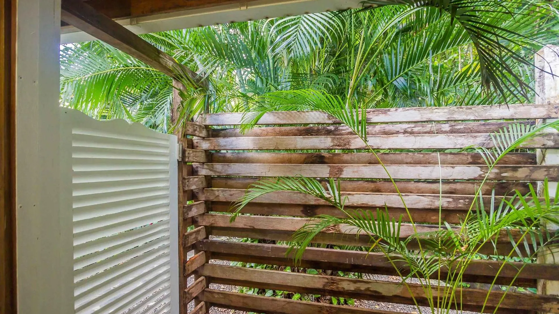 Ecolodges Karet Deshaies Casa de Férias